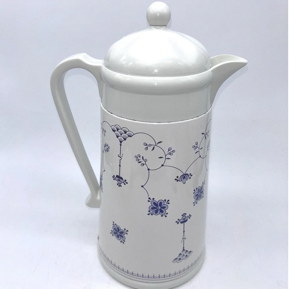 Rare Vintage Finlandia White Blue FloralThermal Carafe 1.0 Liter 11